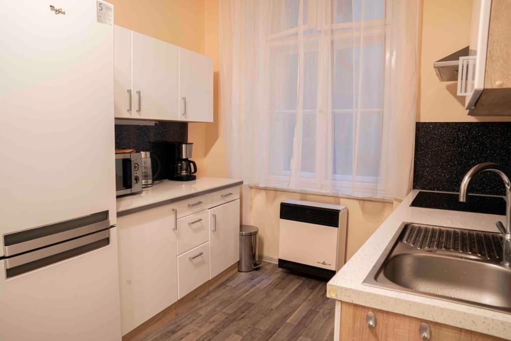 Cozy Flat By Wenceslas Square! Prague Exterior photo